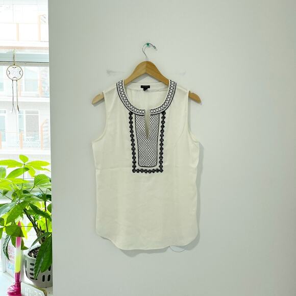 Ann Taylor White & Black Embroidered Tank Blouse Size Medium - Picture 1 of 5